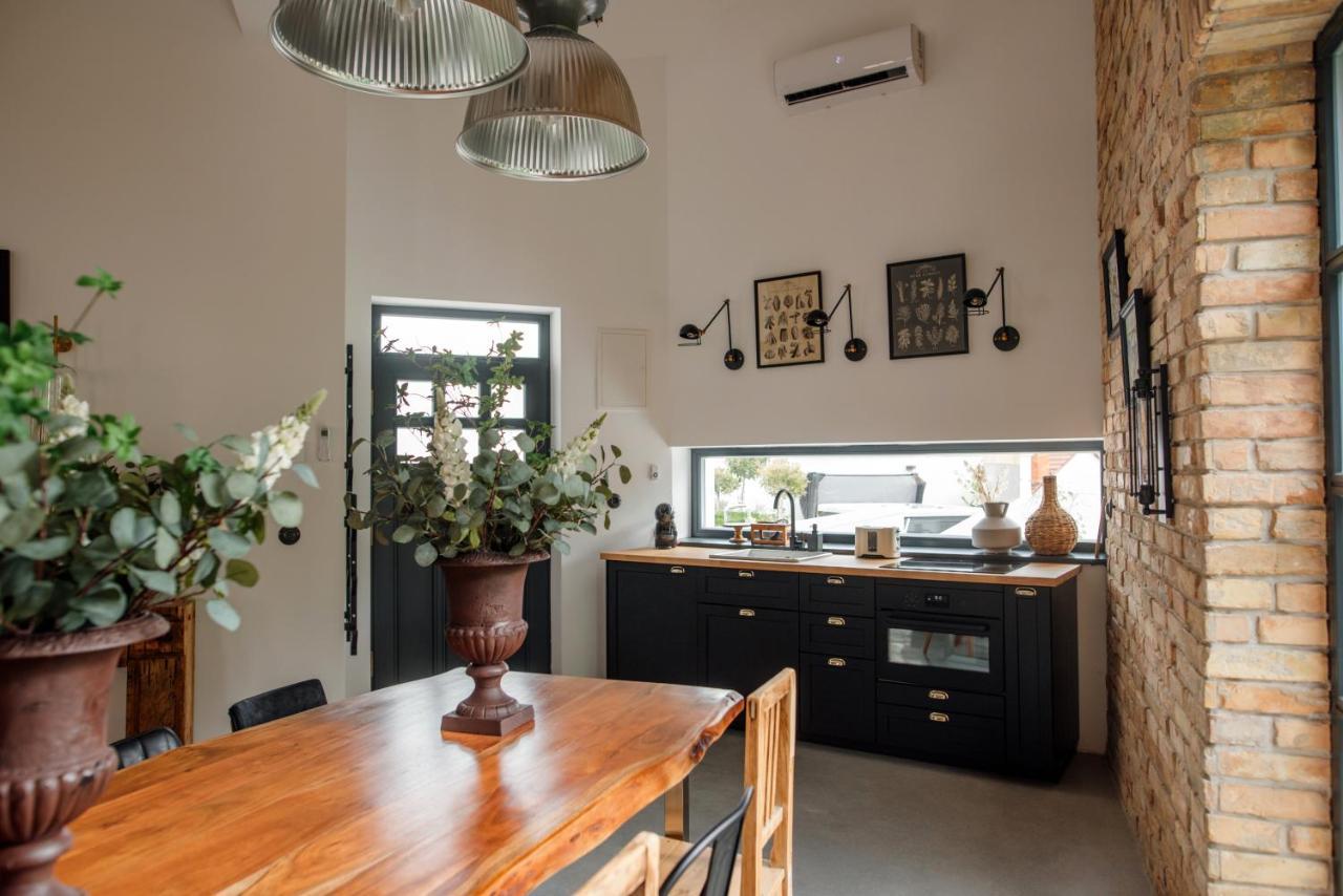 Loftlakasom**** Aparthotel Veszprem Luaran gambar