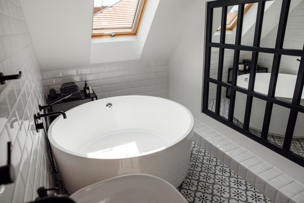 Loftlakasom**** Aparthotel Veszprem Luaran gambar